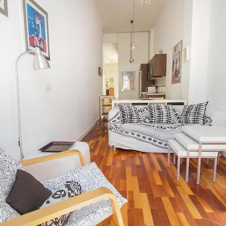 C38 - Nice Studio Close To Teatro Cervantes * Malaga