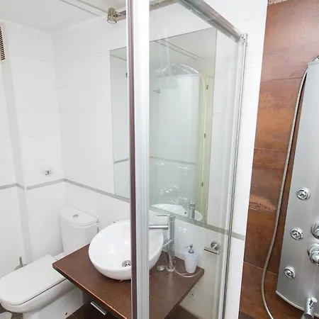 C38 - Nice Studio Close To Teatro Cervantes Apartment *